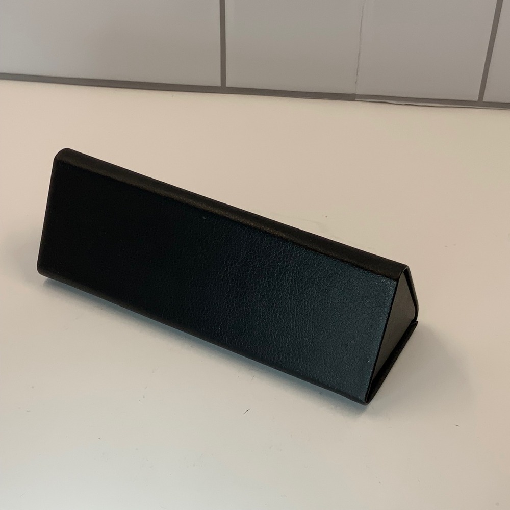 Via Spiga Black Triangular Folding Hard Shell Sunglasses‎ Eyeglasses Case - Picture 3 of 5